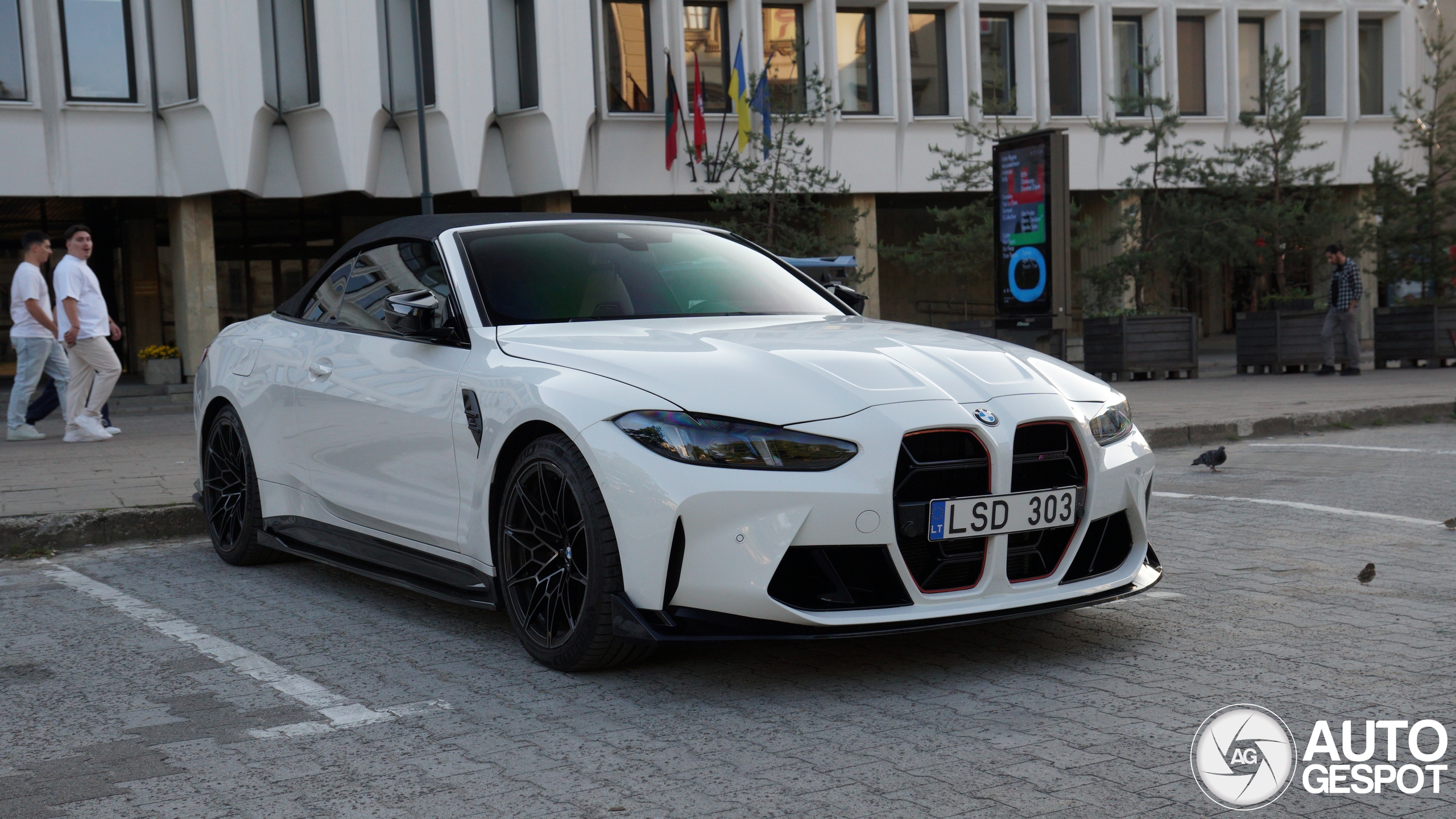 BMW M4 G83 Convertible Competition