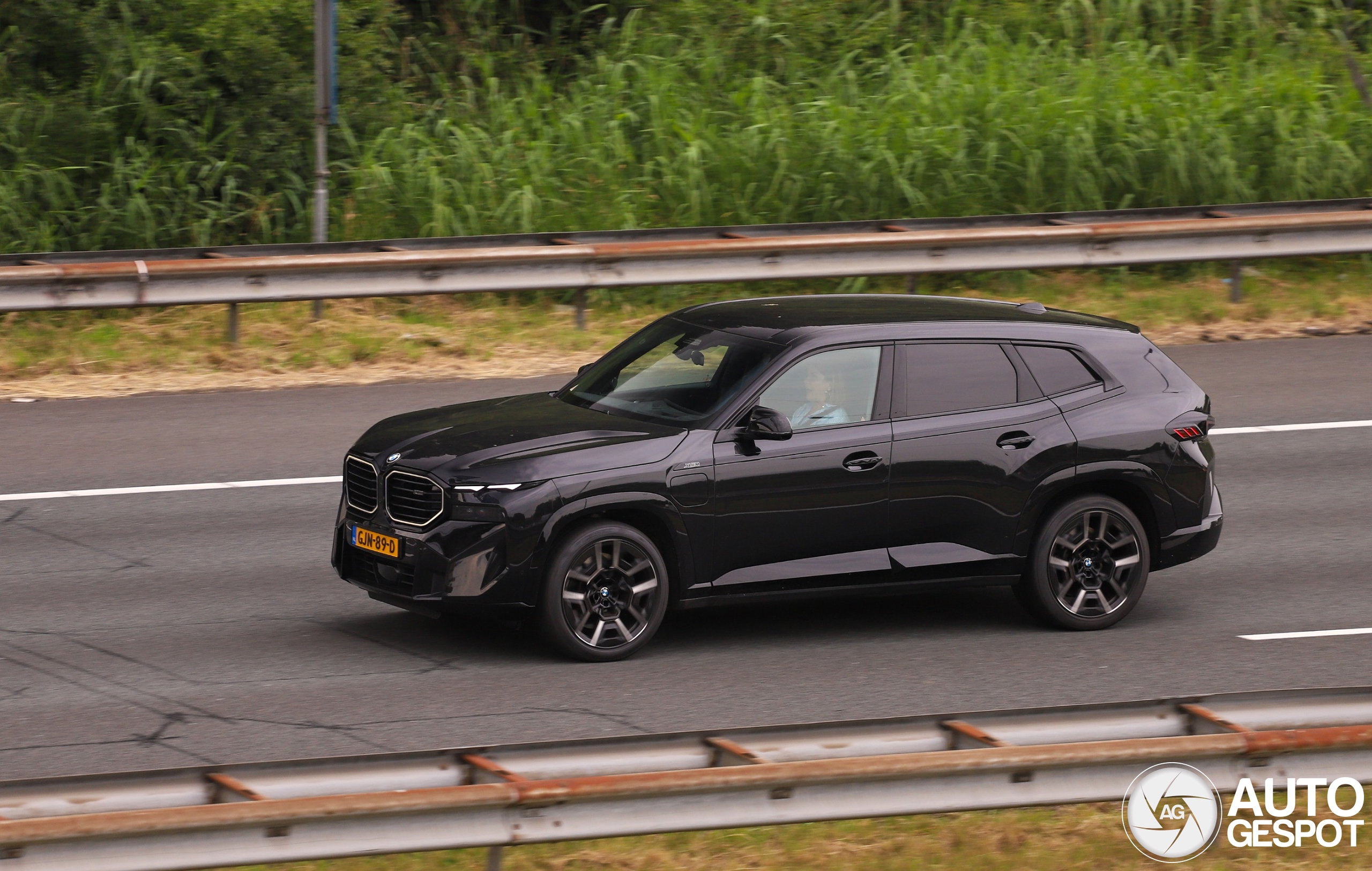 BMW XM G09