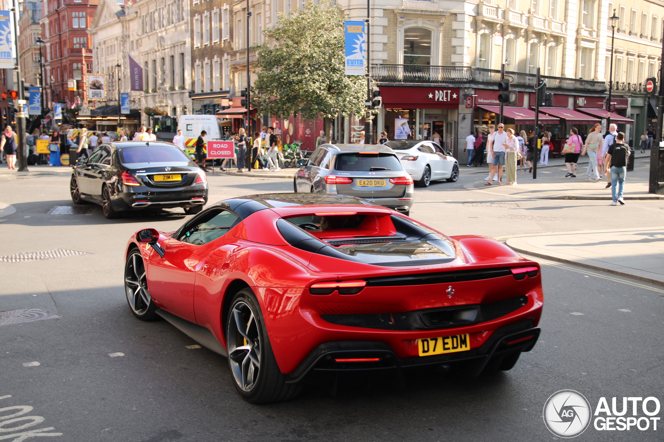 Ferrari 296 GTS