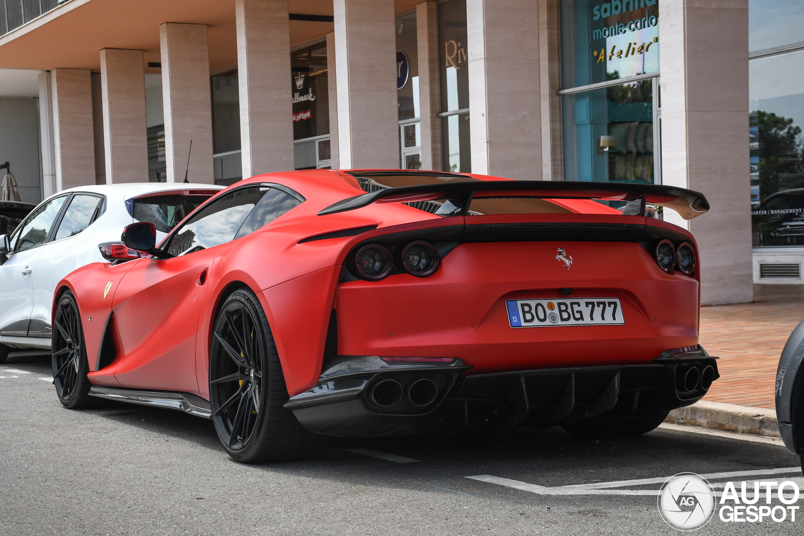 Ferrari 812 Superfast Novitec Rosso