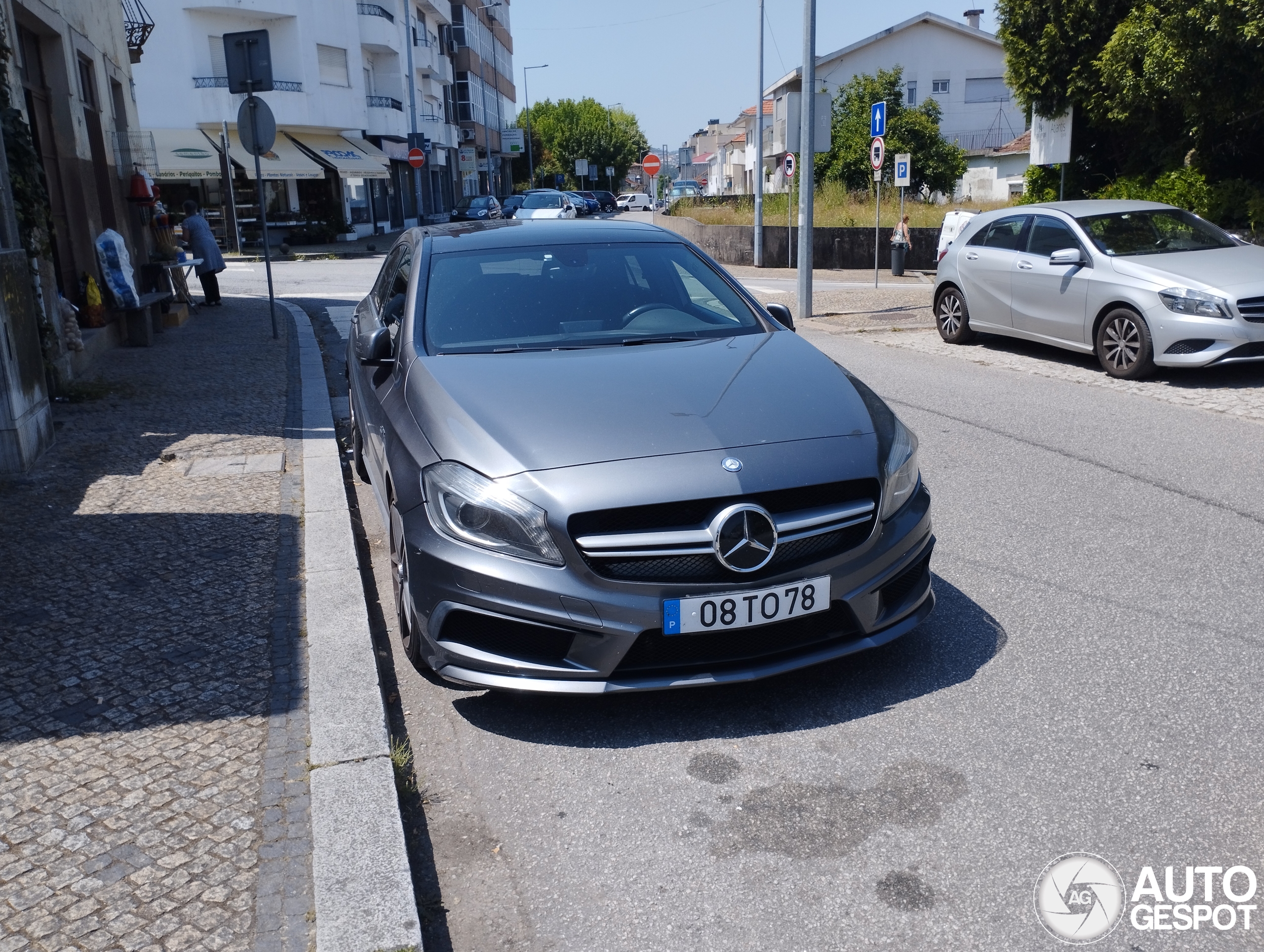 Mercedes-Benz A 45 AMG
