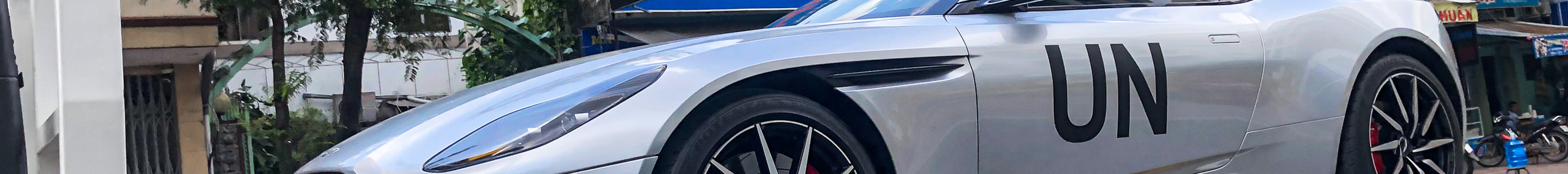 Aston Martin DB11 V8