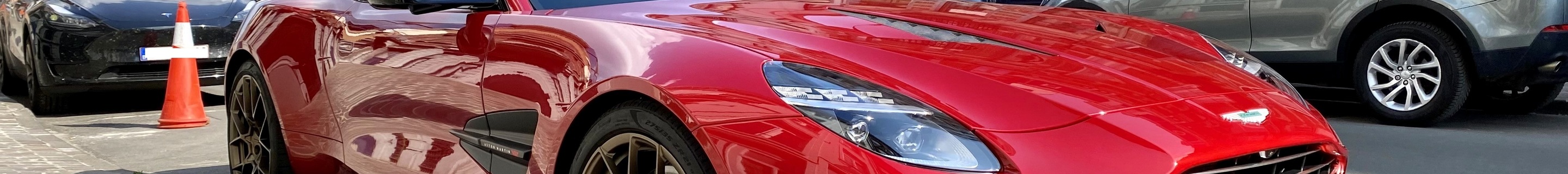 Aston Martin Vanquish 2025