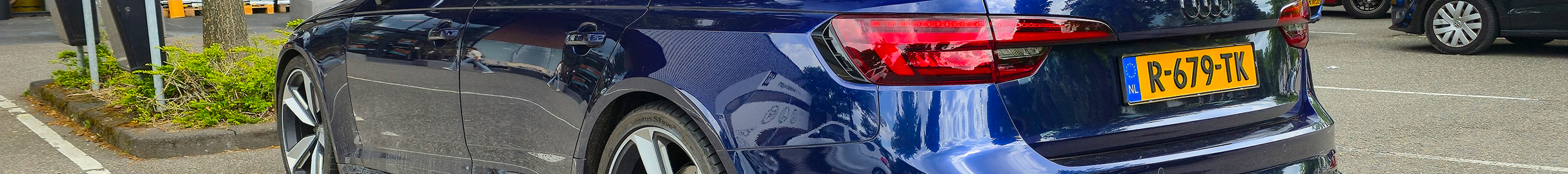Audi RS4 Avant B9
