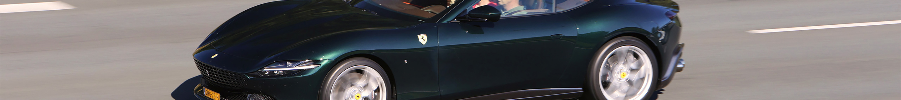 Ferrari Roma Spider