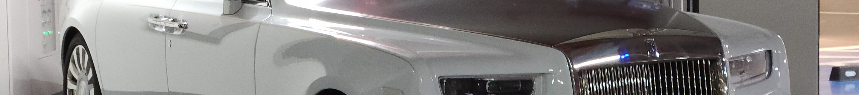 Rolls-Royce Phantom VIII EWB