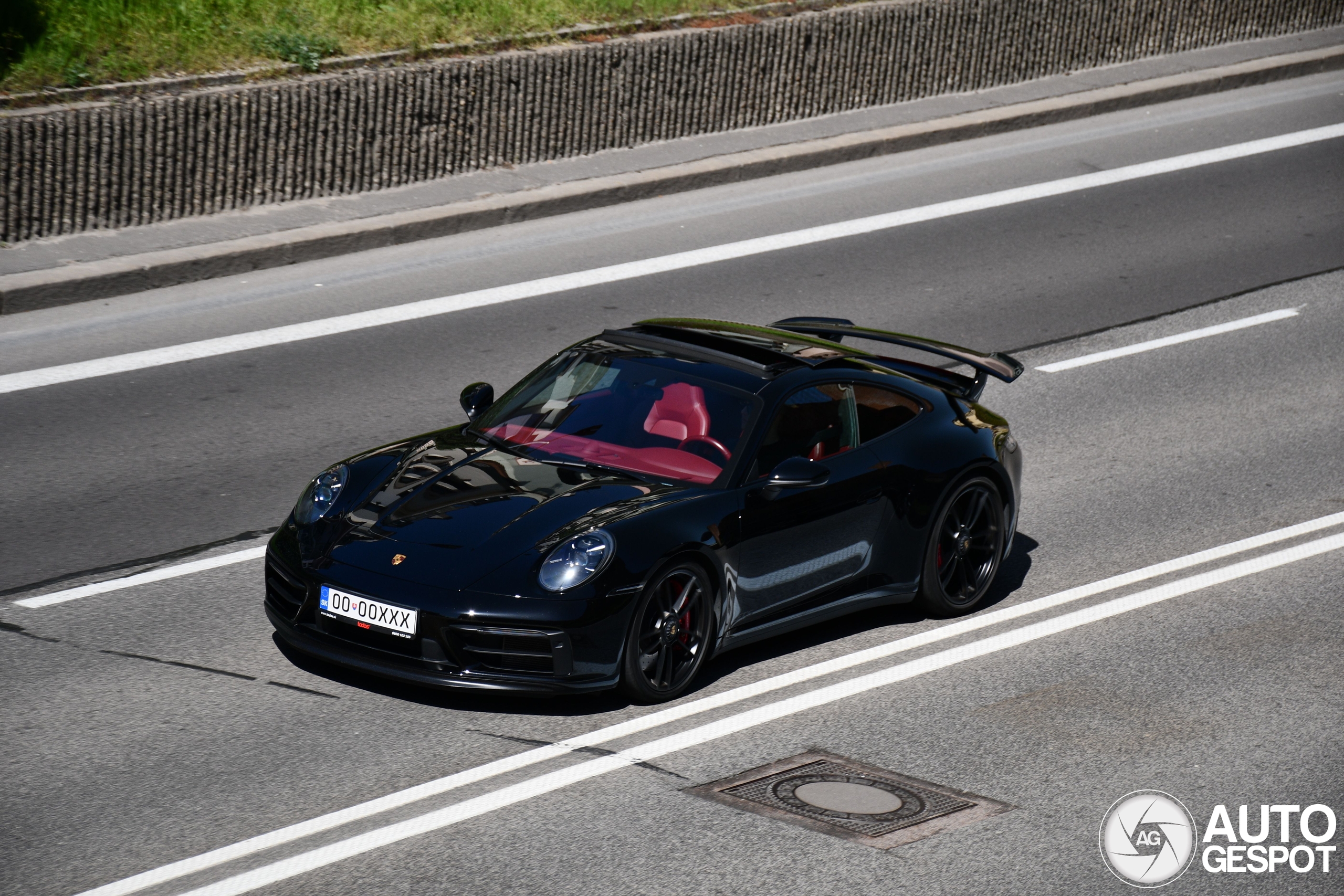Porsche 992 Carrera GTS