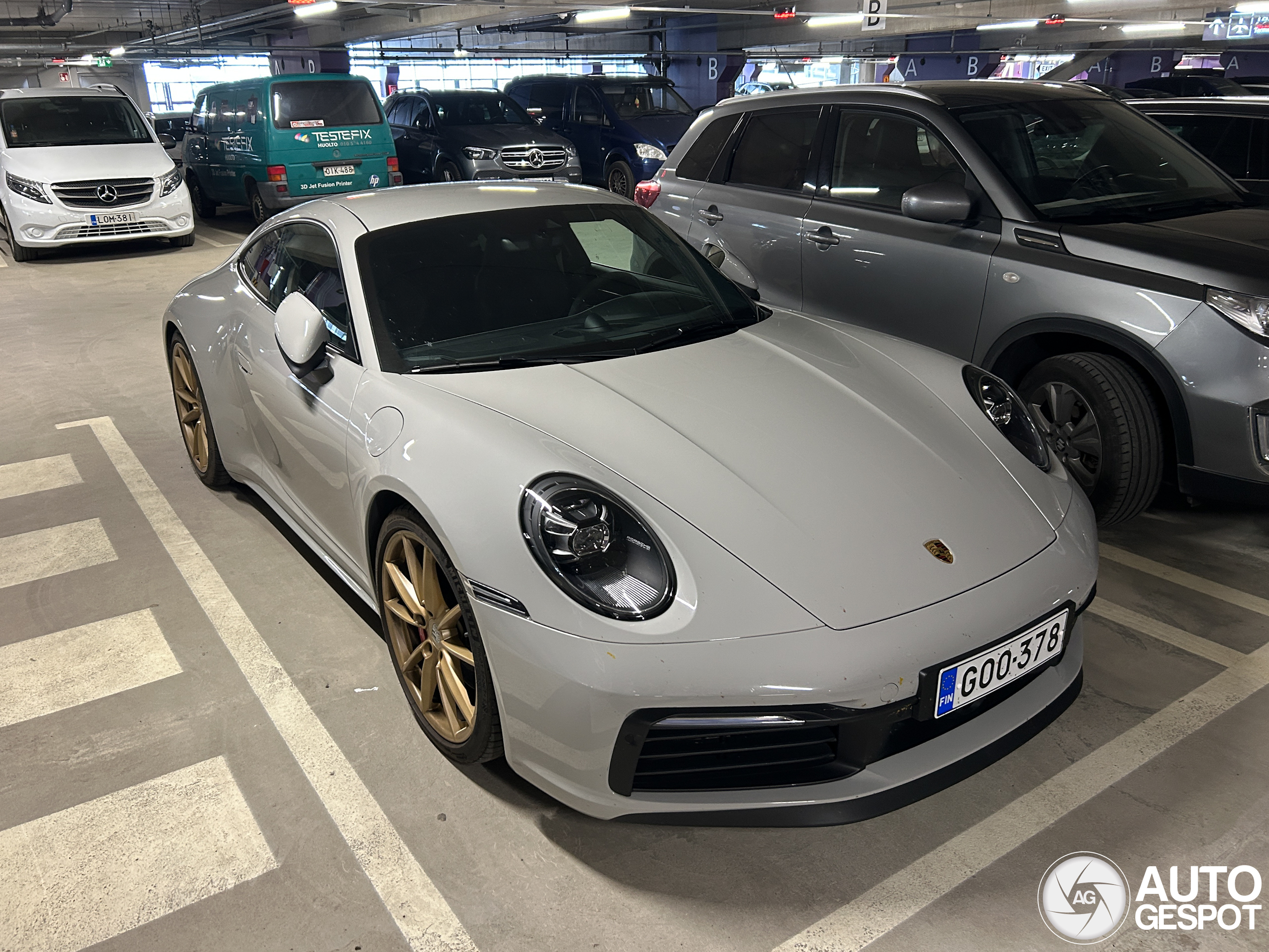 Porsche 992 Carrera S