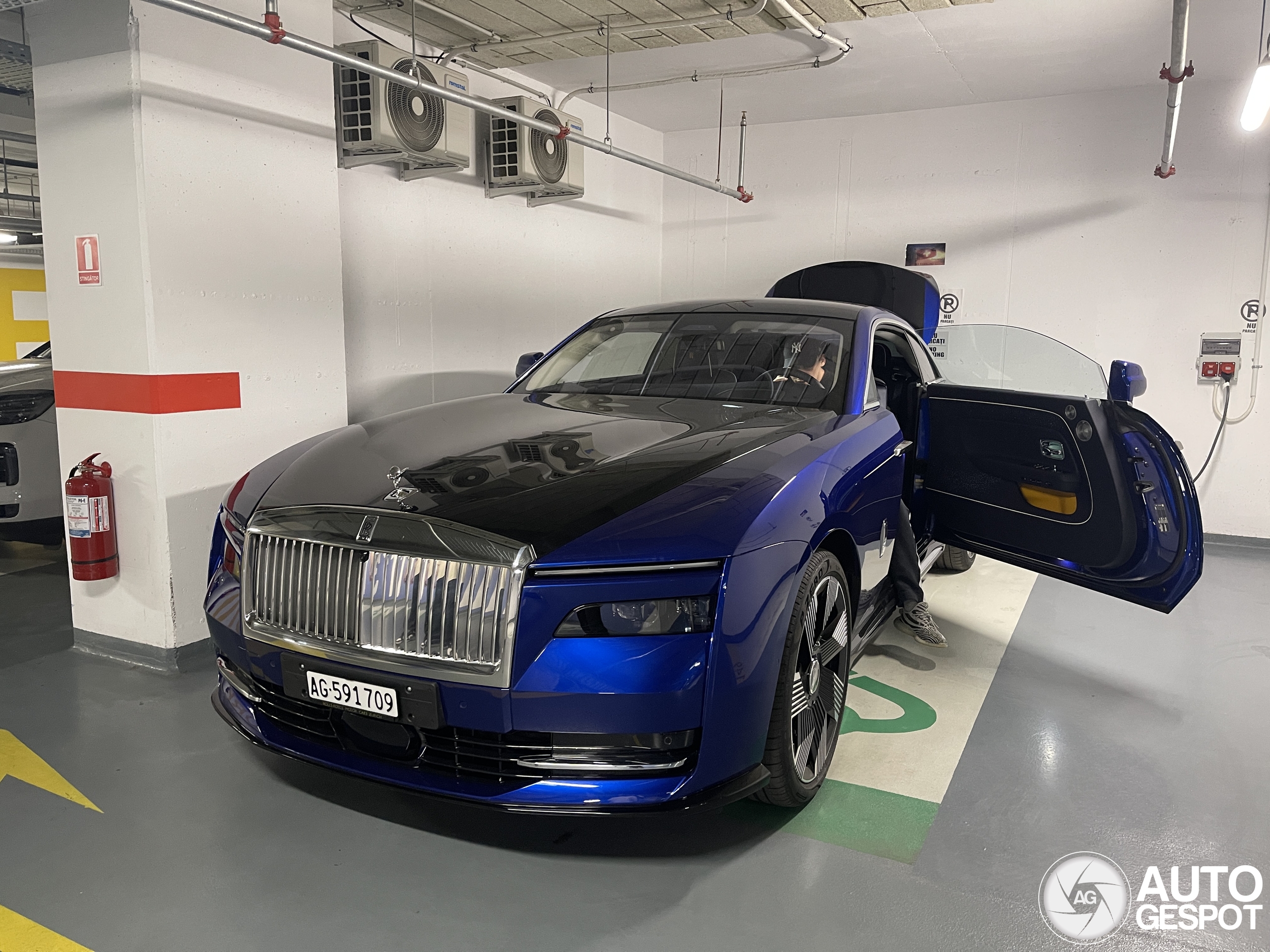 Rolls-Royce Spectre