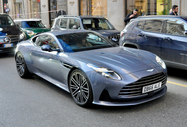 Aston Martin DB12