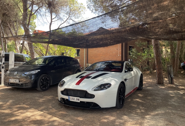 Aston Martin V12 Vantage S