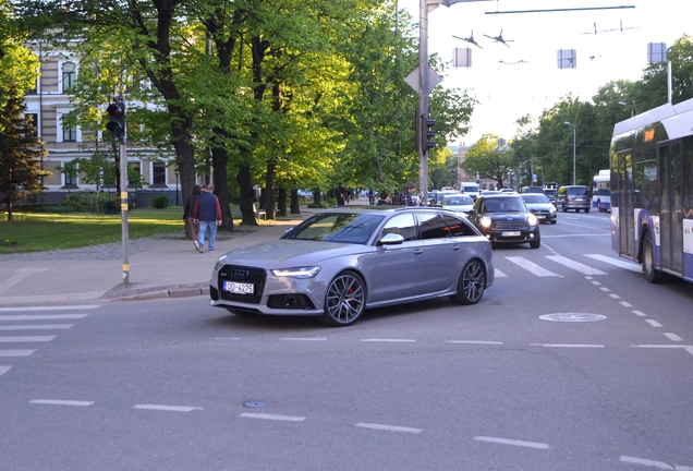 Audi RS6 Avant C7 2015