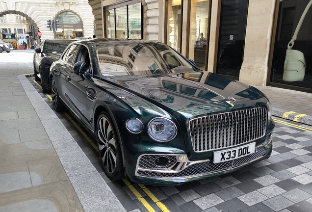 Bentley Flying Spur Hybrid Azure