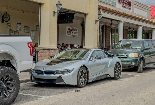 BMW i8