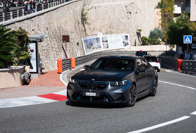 BMW M5 G90