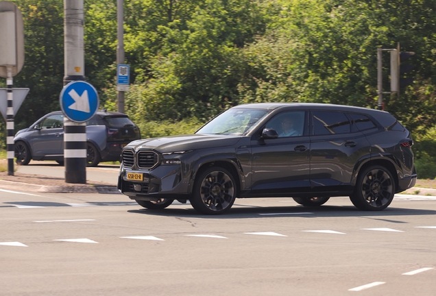 BMW XM G09