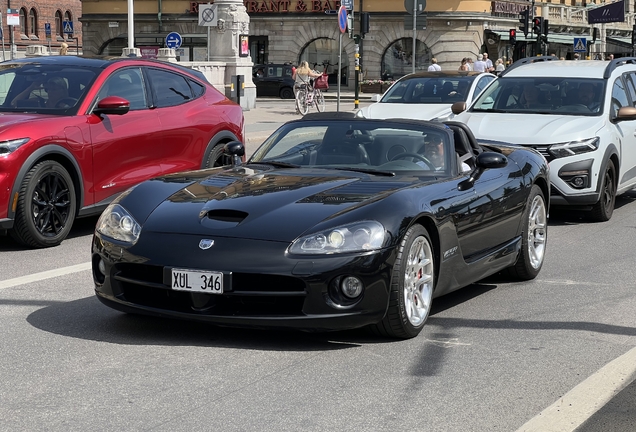 Dodge Viper SRT-10 Roadster 2003