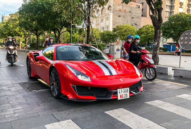 Ferrari 488 Pista