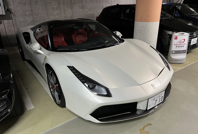 Ferrari 488 Spider