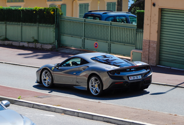 Ferrari F8 Tributo