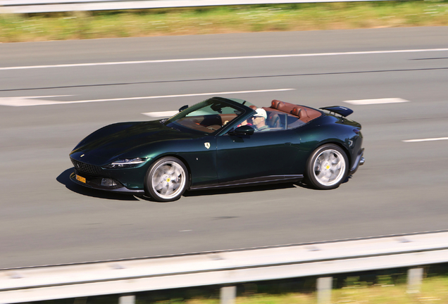 Ferrari Roma Spider