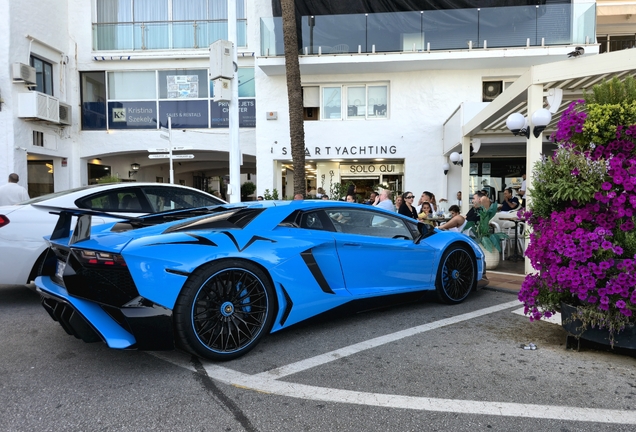 Lamborghini Aventador LP750-4 SuperVeloce