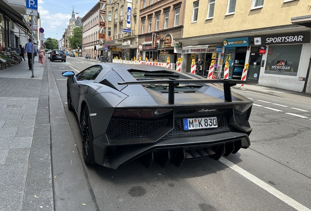 Lamborghini Aventador LP750-4 SuperVeloce