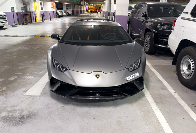 Lamborghini Huracán LP640-4 Performante