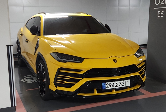 Lamborghini Urus