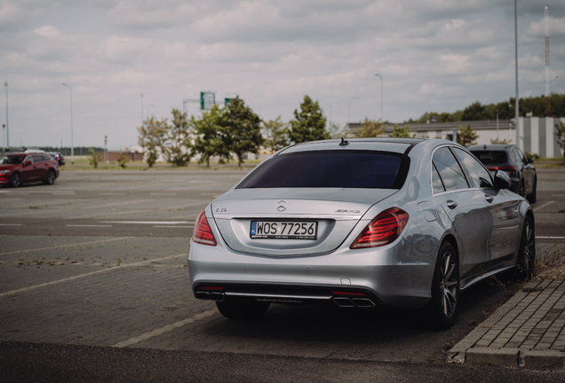 Mercedes-Benz S 63 AMG V222