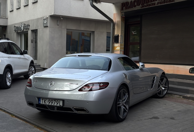 Mercedes-Benz SLS AMG