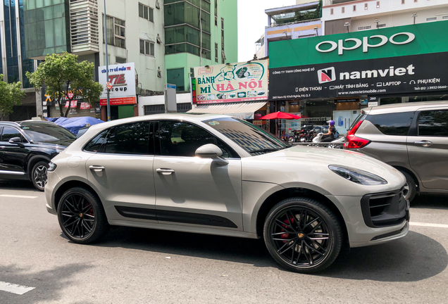 Porsche 95B Macan GTS MkIII