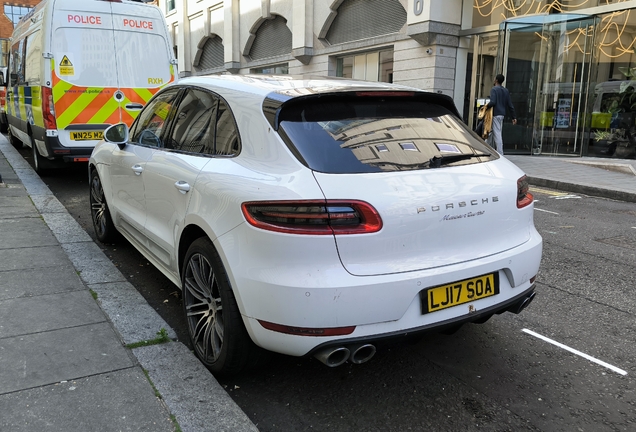 Porsche 95B Macan Turbo