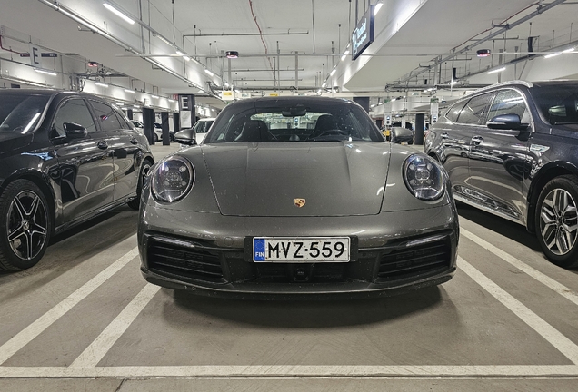 Porsche 992 Carrera 4S