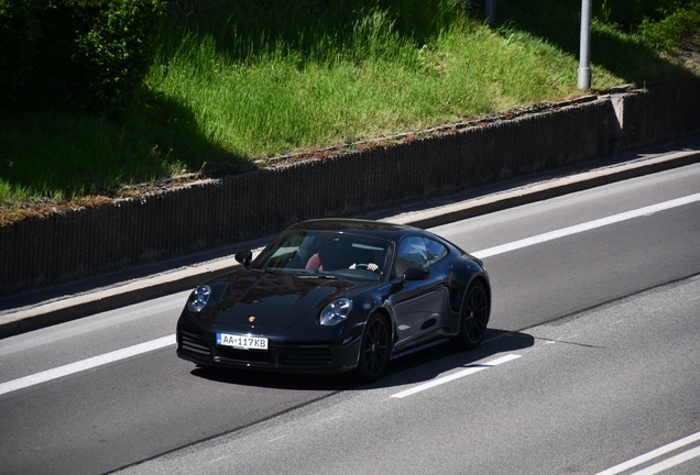 Porsche 992 Carrera S