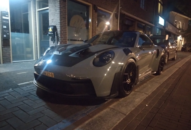 Porsche 992 GT3 RS Weissach Package