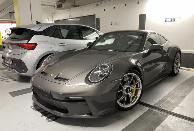 Porsche 992 GT3 Touring