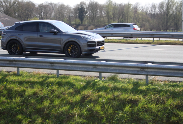 Porsche Cayenne Coupé Turbo S E-Hybrid