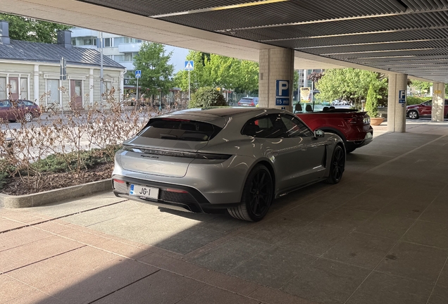 Porsche Taycan GTS Sport Turismo