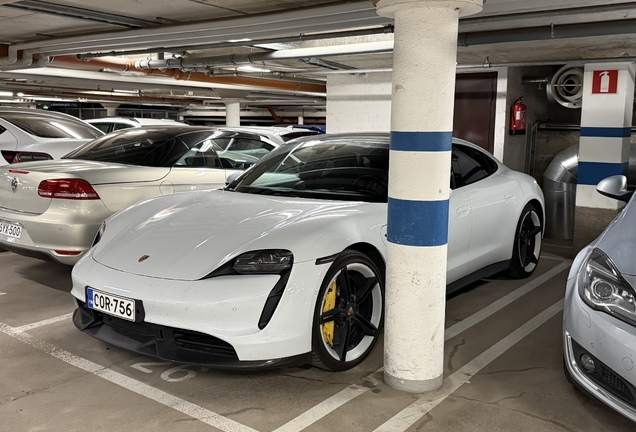 Porsche Taycan Turbo S