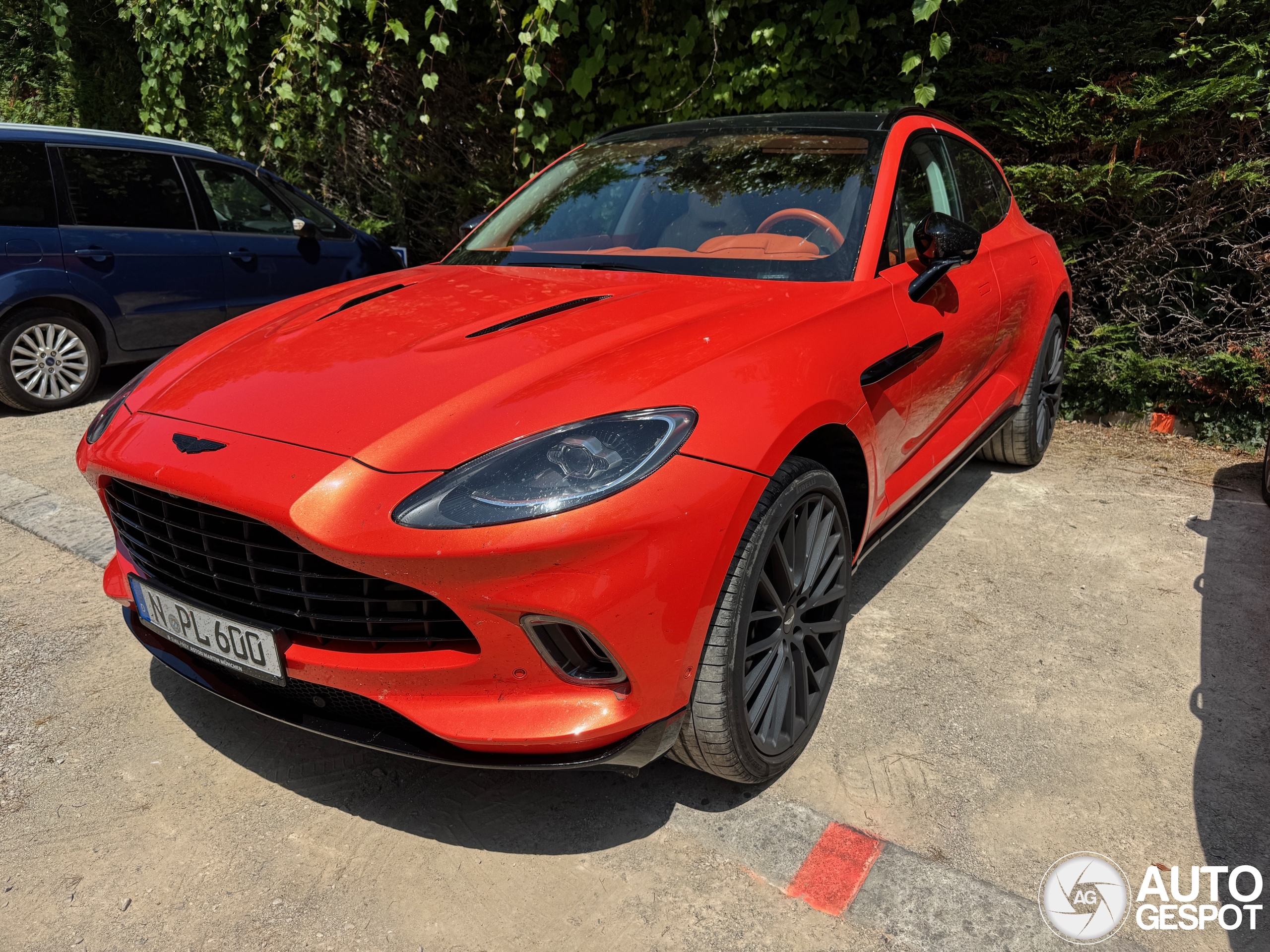 Aston Martin DBX