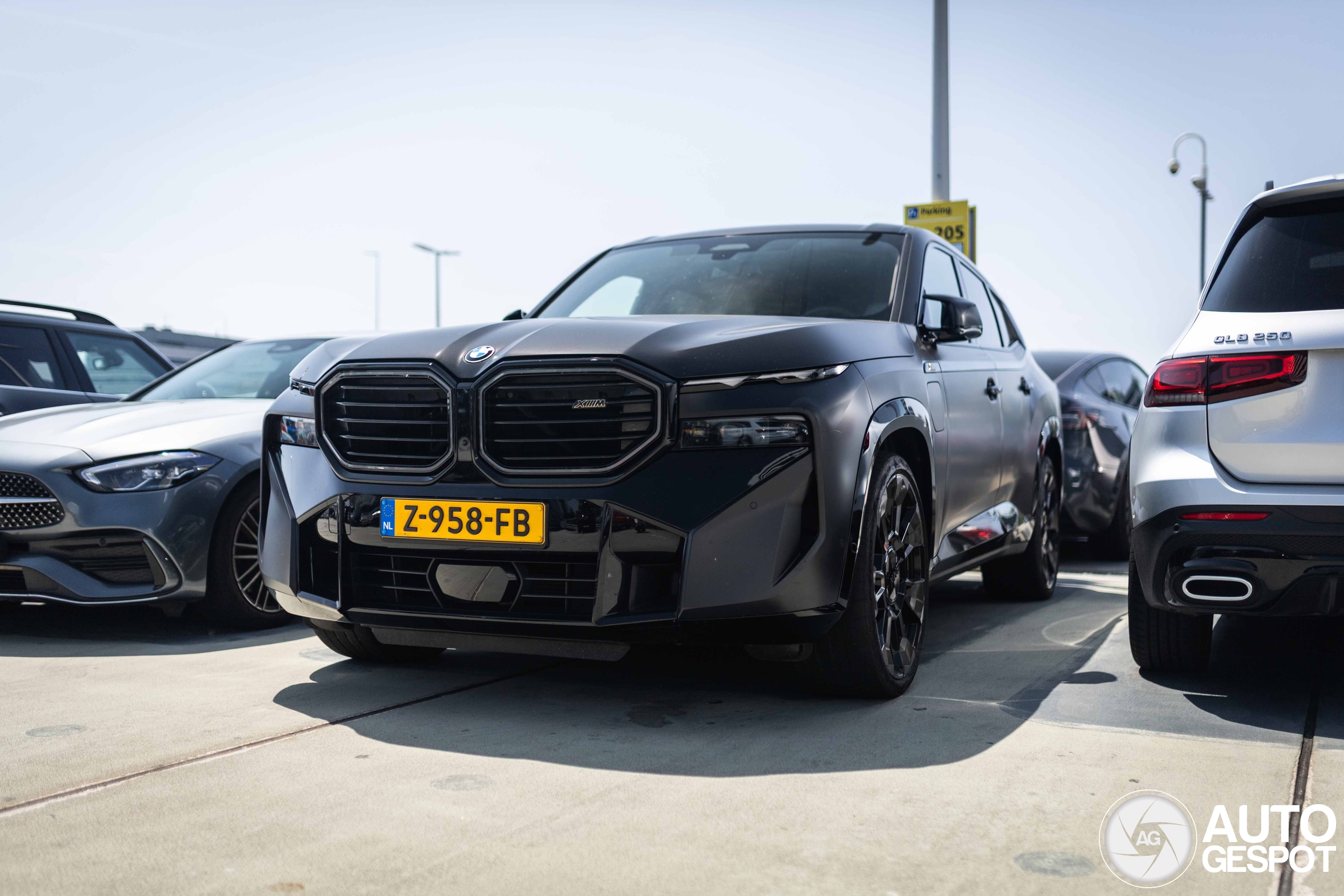 BMW XM G09