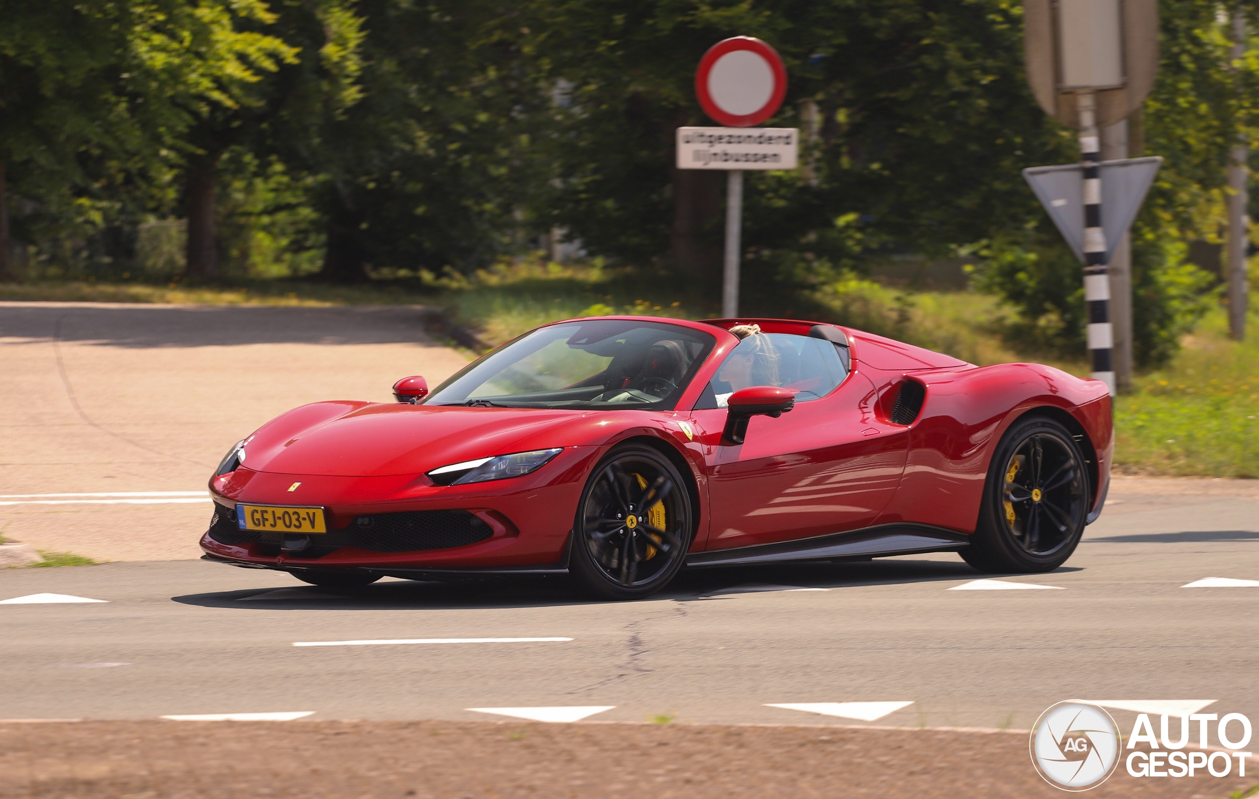 Ferrari 296 GTS