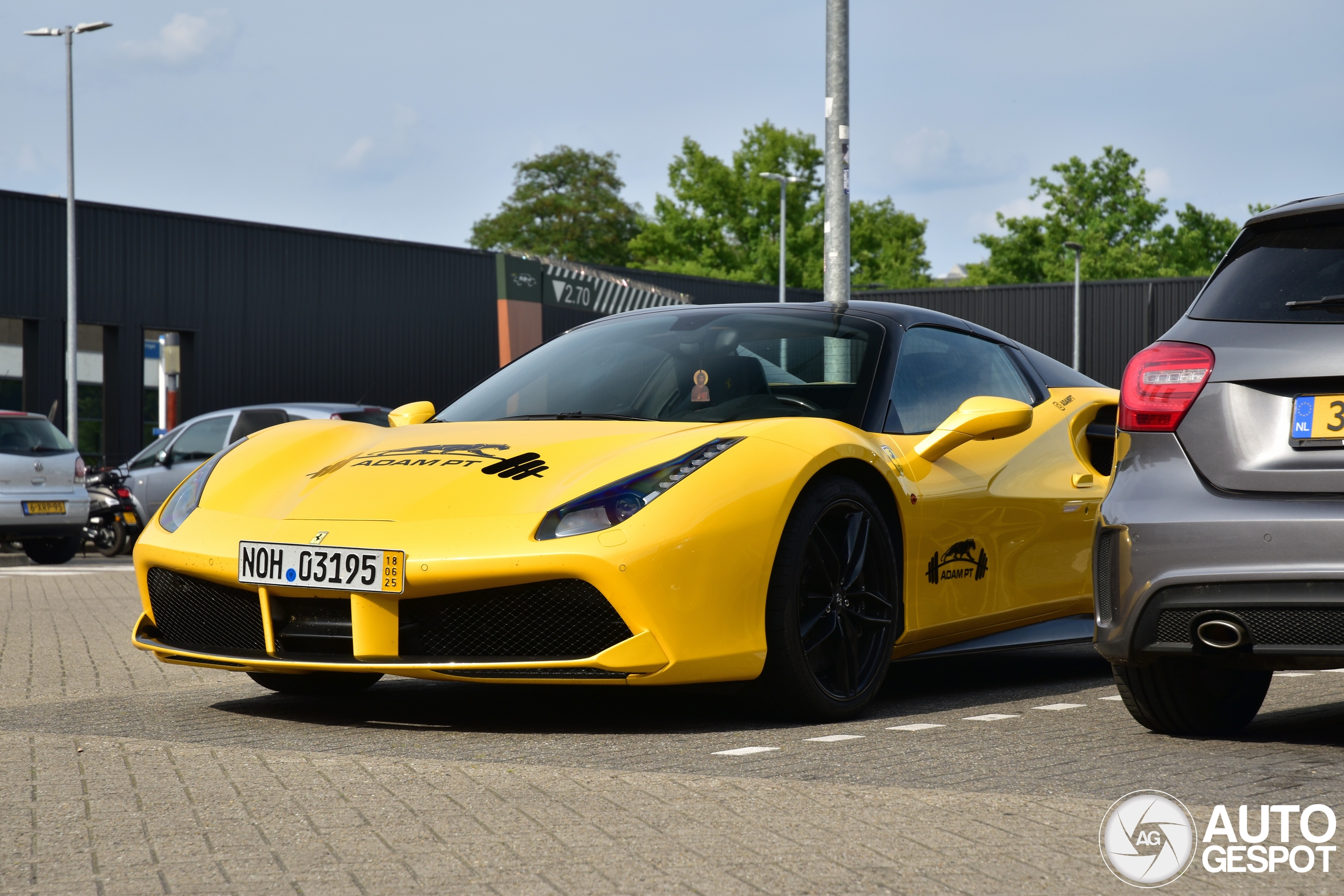 Ferrari 488 Spider