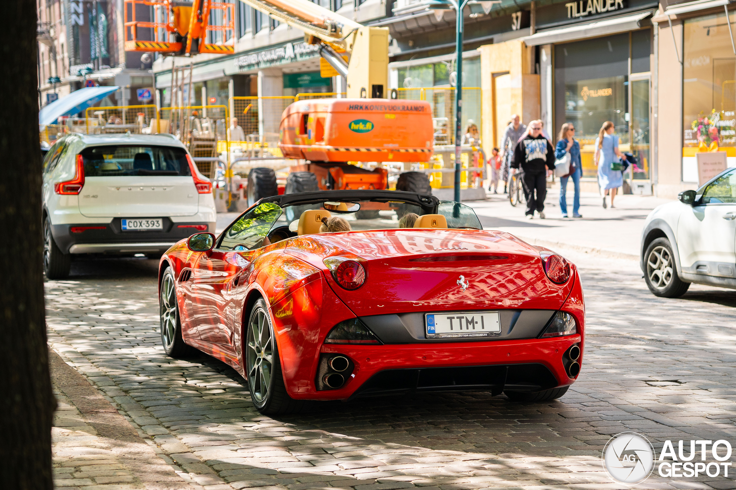 Ferrari California