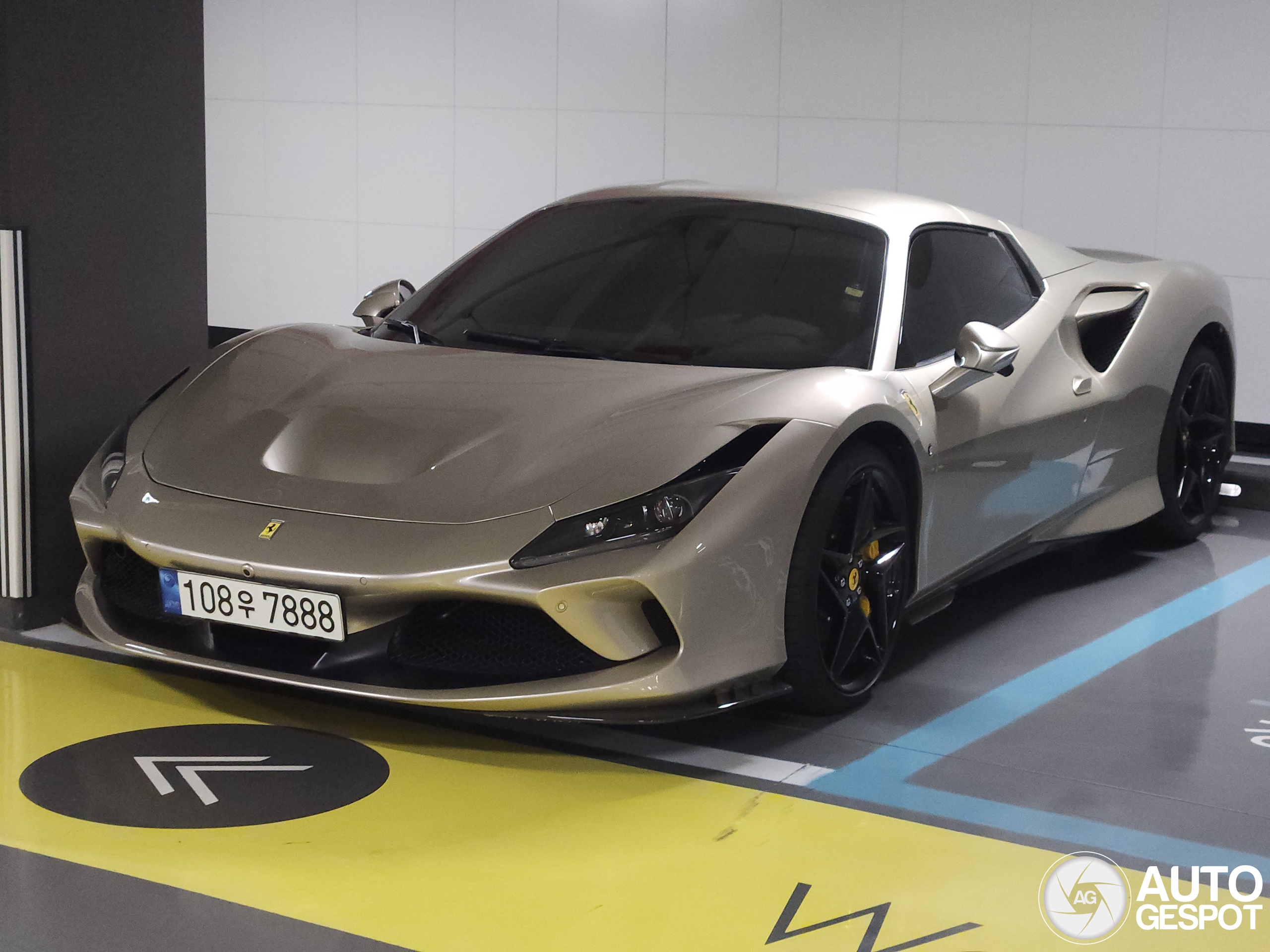 Ferrari F8 Spider