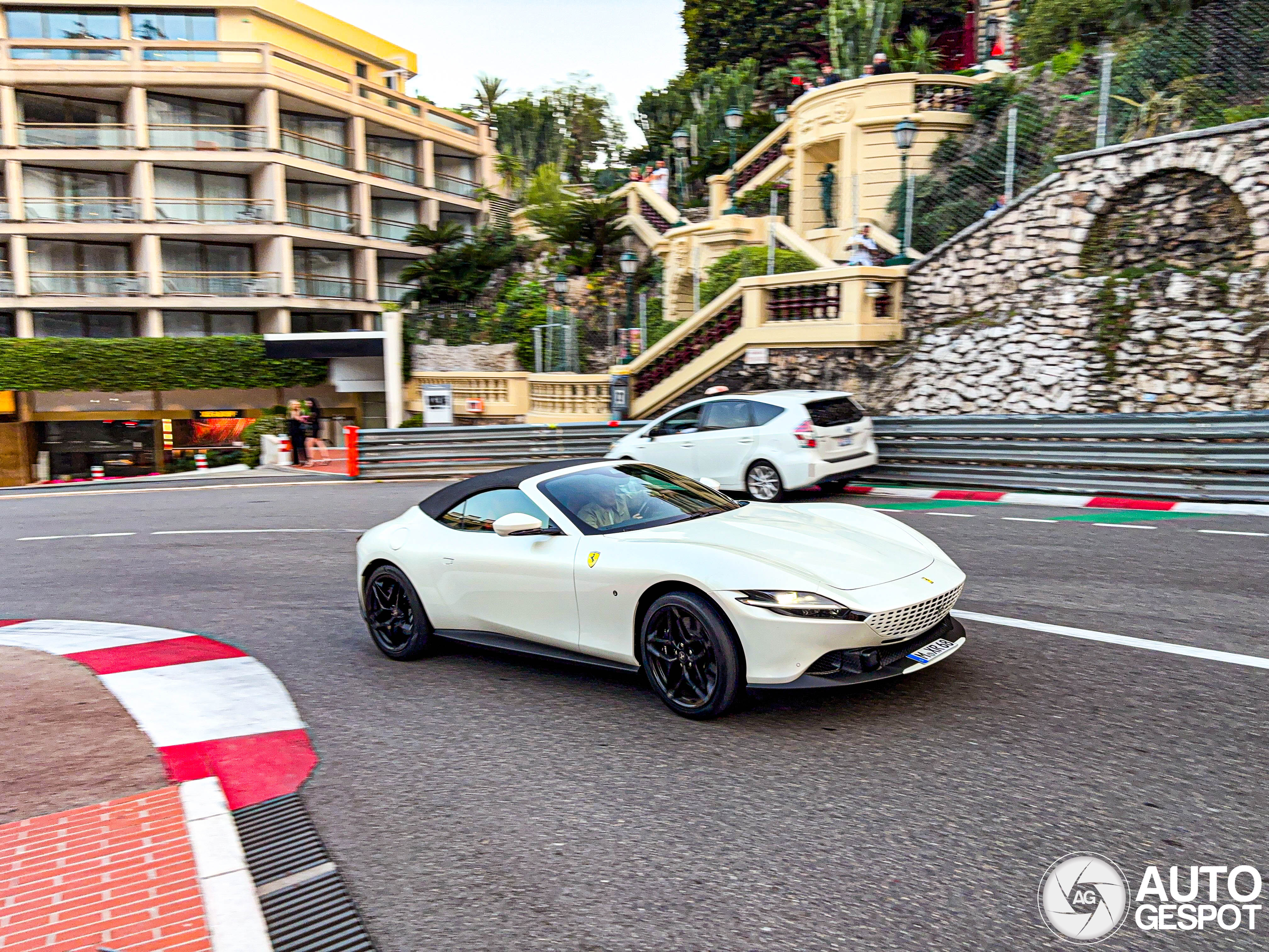 Ferrari Roma Spider