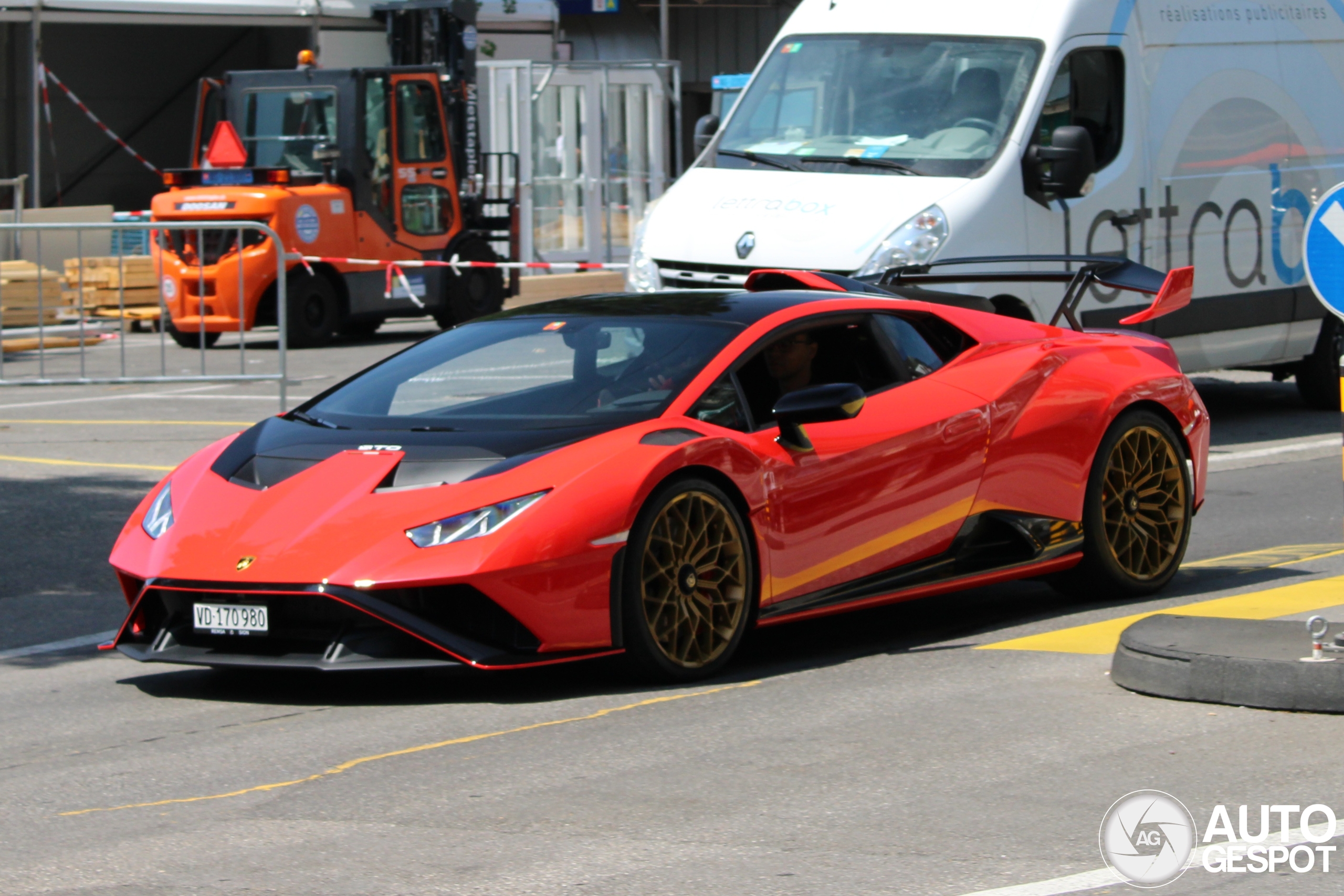 Lamborghini Huracán LP640-2 STO