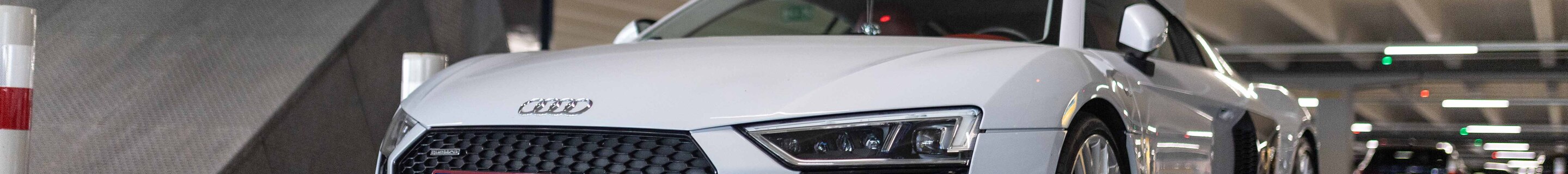 Audi R8 V10 2015