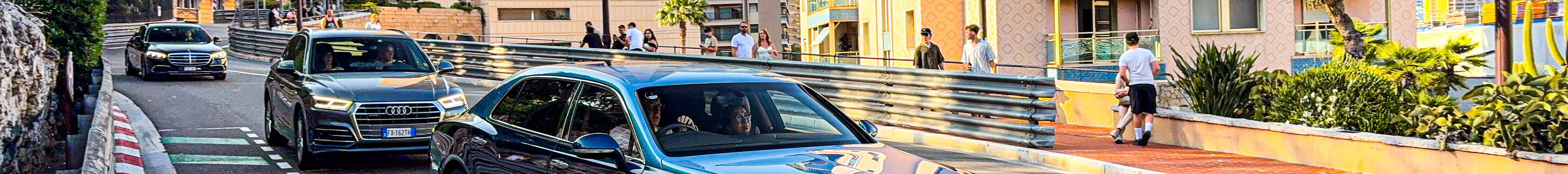 Bentley Mulsanne EWB 2016